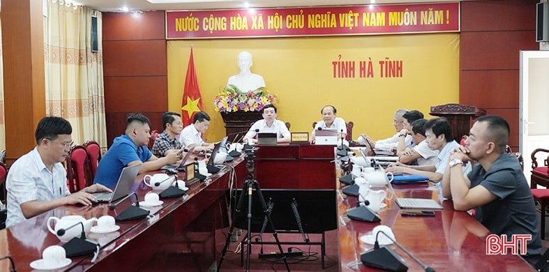 anh-truc-tuyen-crop.jpg