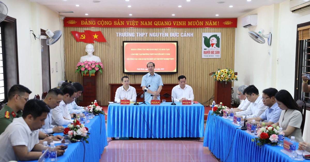 Hàng nghìn cán bộ coi thi được huy động ở mỗi tỉnh/thành, sẵn sàng cho kỳ thi tốt nghiệp THPT