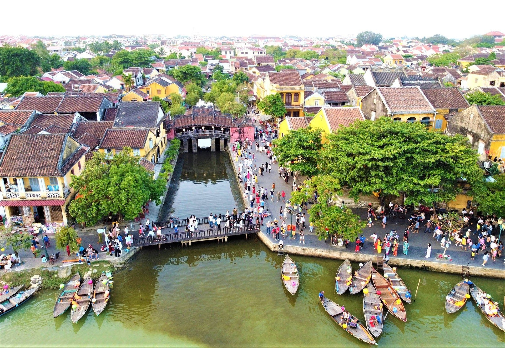 Nhờ khai thác sâu giá trị di sản và văn hóa bản địa, Hội An (Quảng Nam) thu hút rất nhiều khách du lịch.