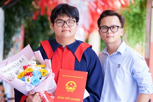 Á khoa thi lớp 10 TP.HCM sở hữu loạt giải thưởng, muốn làm giáo viên toán - Ảnh 3.