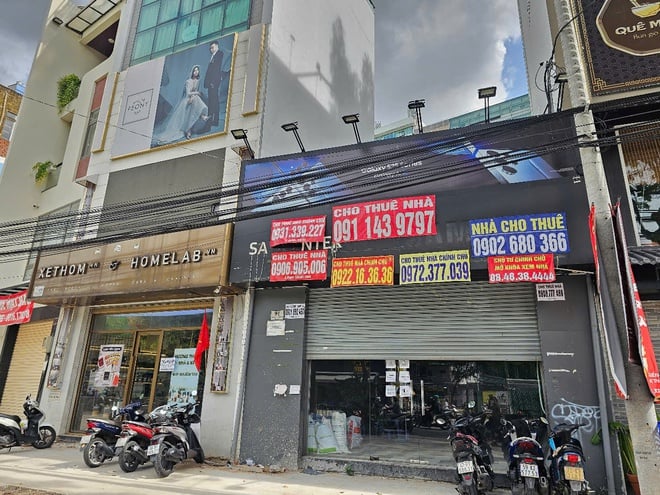 Hàng loạt mặt bằng ở TP HCM vẫn bỏ trống thời gian dài, điều gì đang xảy ra?- Ảnh 13.