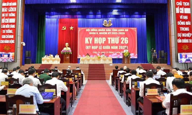 Long An thu ngân sách 5 tháng đạt hơn 17.200 tỷ đồng, tăng hơn 34%- Ảnh 1.