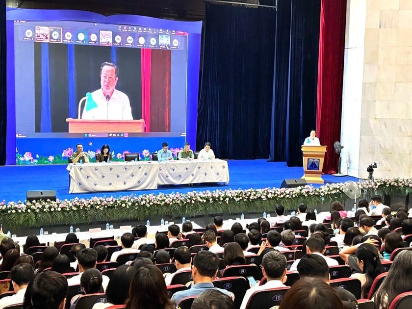 Hàng nghìn cán bộ coi thi được huy động, sẵn sàng cho kỳ thi tốt nghiệp THPT 2025 ảnh 1