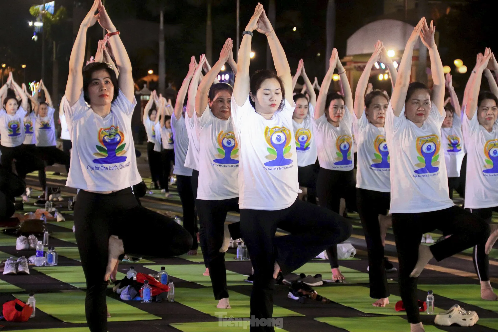 ชาวดานังกว่า 1,000 คนเผยแผ่จิตวิญญาณโยคะนานาชาติ ภาพที่ 11