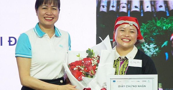 ラオカイ女性連合：「責任ある女性たち - 成功の火を灯す」コンテストの最終ラウンド