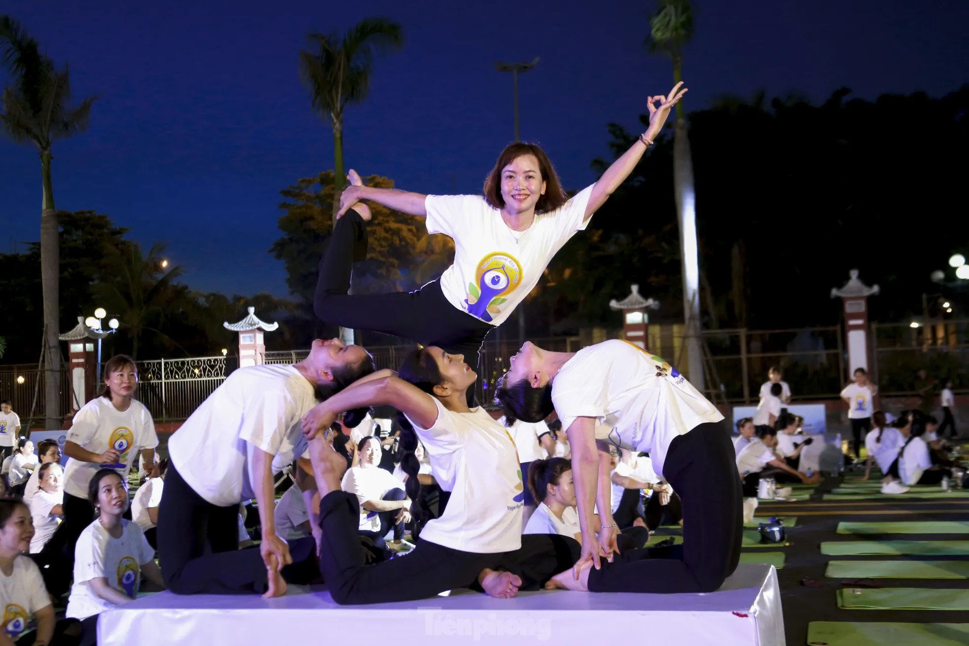 ชาวดานังกว่า 1,000 คนเผยแผ่จิตวิญญาณโยคะนานาชาติ ภาพที่ 5
