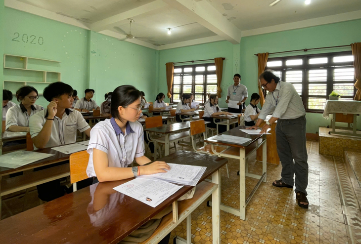 thi tốt nghiệp THPT - Ảnh 17.