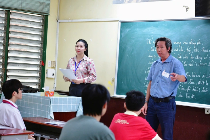 thi tốt nghiệp THPT - Ảnh 20.
