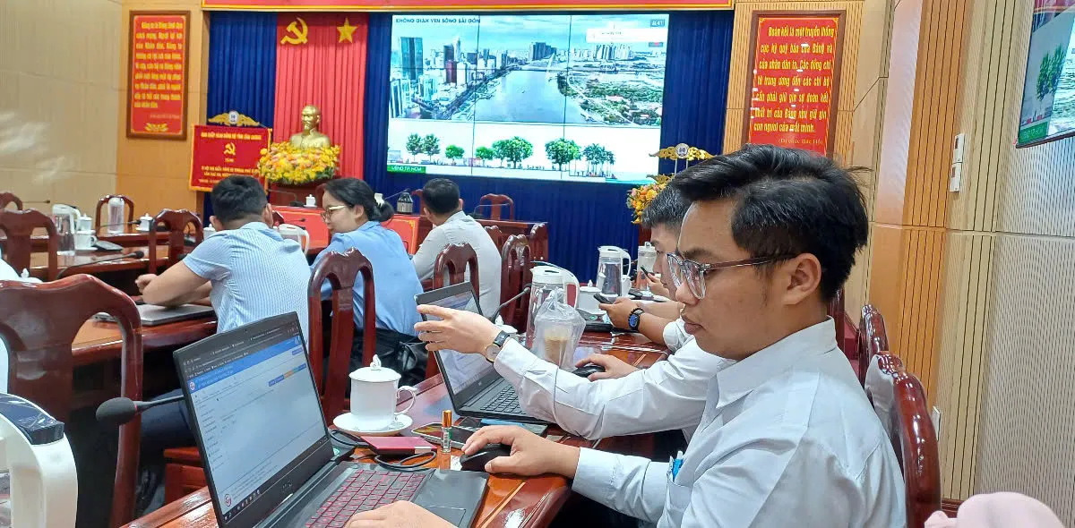 Binh Duong: Hundreds of officials and civil servants attended the online conference to announce the project to adjust the General Planning of Ho Chi Minh City
