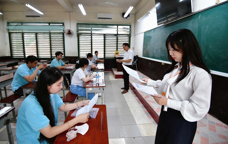 thi tốt nghiệp THPT - Ảnh 19.
