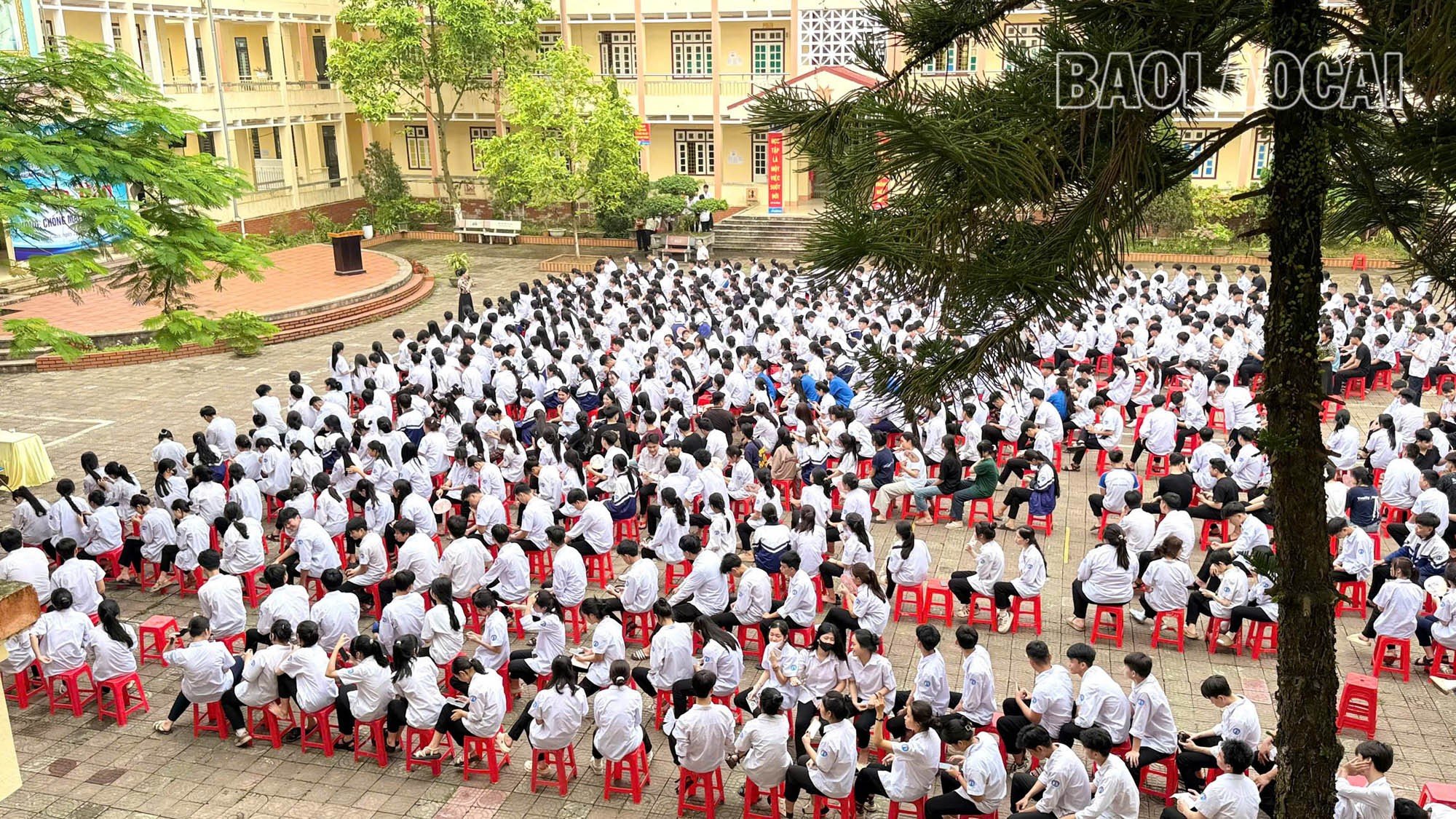 286 học sinh Trường THPT số 2 huyện Bảo Thắng tham gia kỳ thi tốt nghiệp THPT năm 2025.