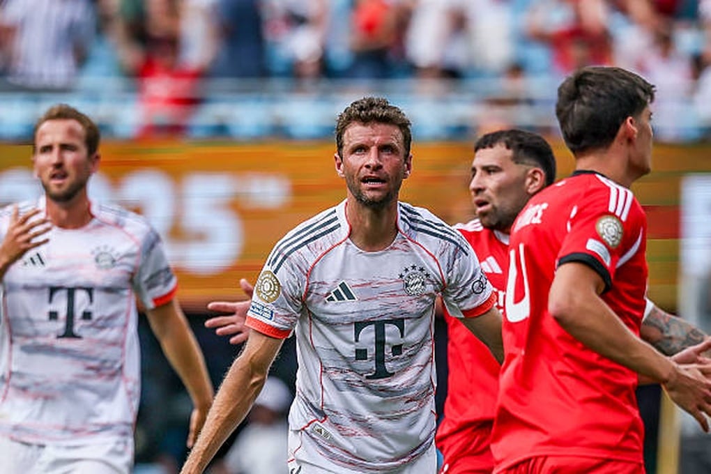 Bayern Munich đánh rơi ngôi đầu bảng tại FIFA Club World Cup - 2