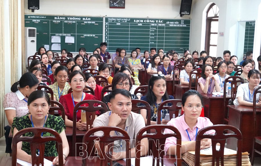 បេក្ខជនជាង 10,400 នាក់បំពេញបែបបទដើម្បីប្រឡងសញ្ញាបត្រមធ្យមសិក្សាទុតិយភូមិឆ្នាំ 2025