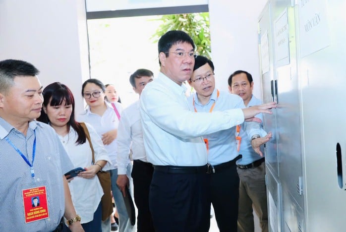 Thi tốt nghiệp THPT an toàn, nghiêm túc - Ảnh 1.