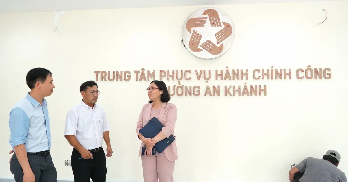 Ciudad Ho Chi Minh: 168 distritos, comunas y zonas especiales prueban el modelo de gobierno local de dos niveles, renuevan sus sedes y están listos para el 1 de julio