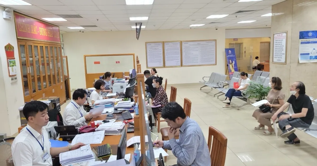 ទីក្រុងហាណូយប្រកាសអាសយដ្ឋានការិយាល័យនៃឃុំ និងសង្កាត់ចំនួន ១២៦ បន្ទាប់ពីការរៀបចំឡើងវិញ