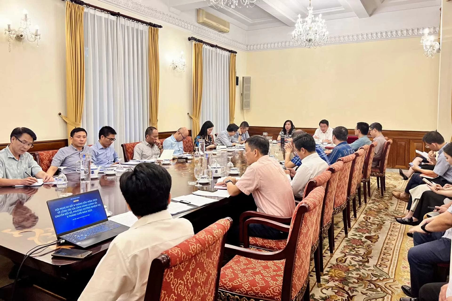Bộ Ngoại giao tiếp tục đẩy mạnh, tạo chuyển biến mạnh mẽ, thực chất về cải cách hành chính và chuyển đổi số