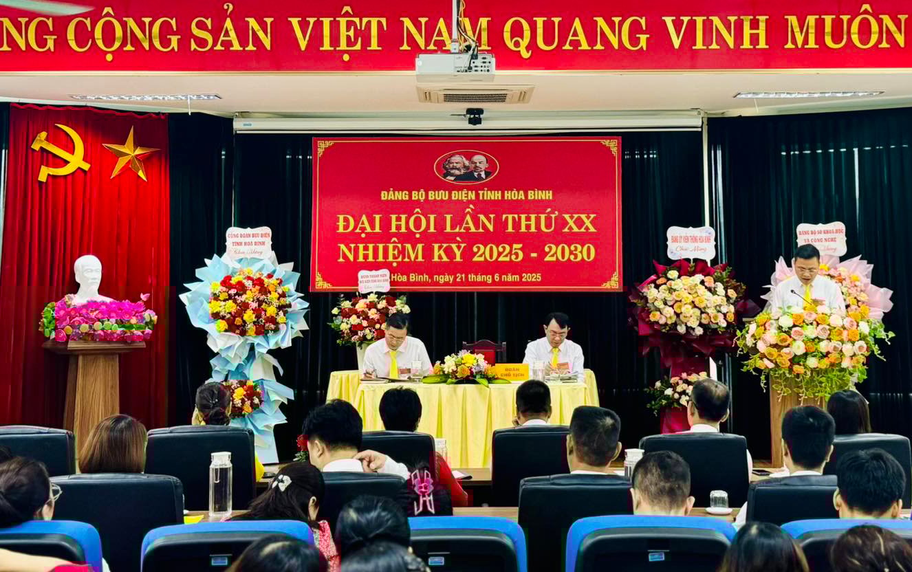 quang-canh-dai-hoi.jpg