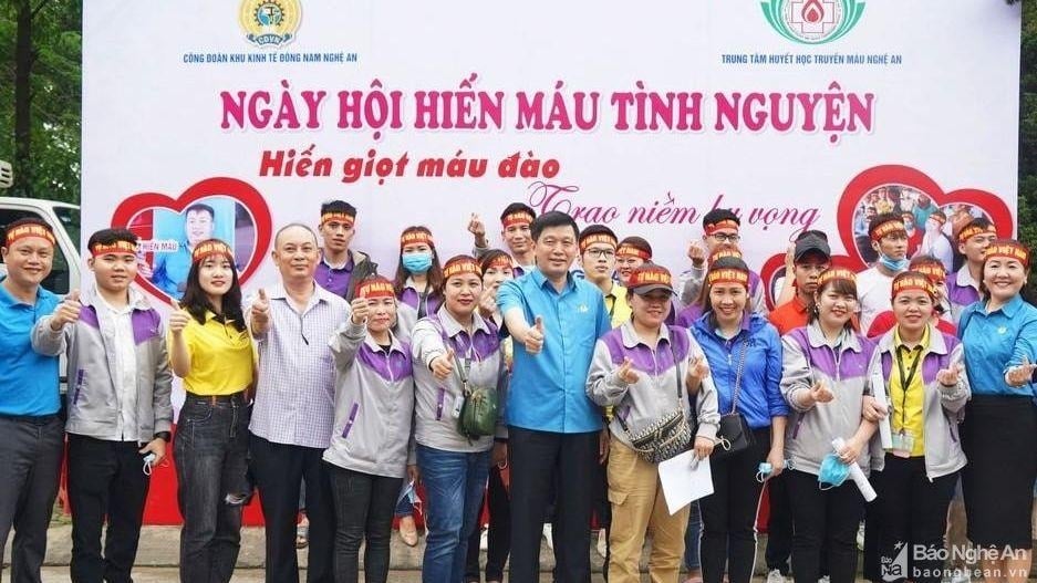 bna_ giải báo chí công đoànbna_hien_mau_kkt_dong_nam_25328053_1142021.jpeg