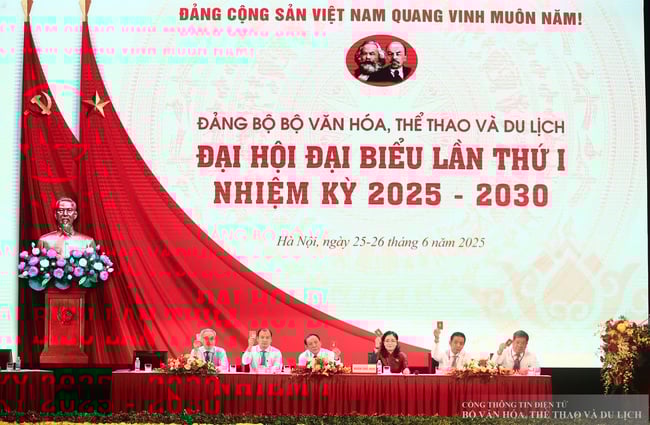 Long trọng tổ chức Đại hội đại biểu Đảng bộ Bộ Văn hóa, Thể thao và Du lịch lần thứ I, nhiệm kỳ 2025 – 2030 - Ảnh 3.