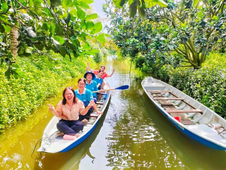 Phụ nữ Châu Phú thời hiện đại