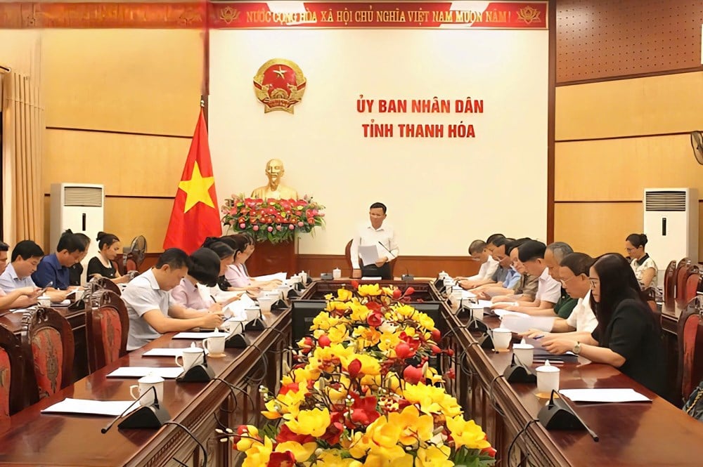 Thanh Hóa đón gần 10,5 triệu lượt khách du lịch trong 6 tháng, thu hơn 26.300 tỉ đồng - Ảnh 1.