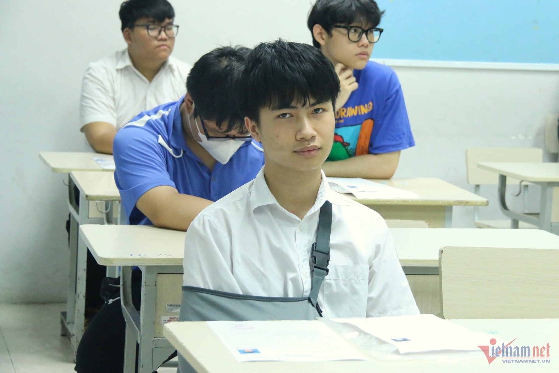 W-เยอรมนีตัดมือ.JPG.jpg