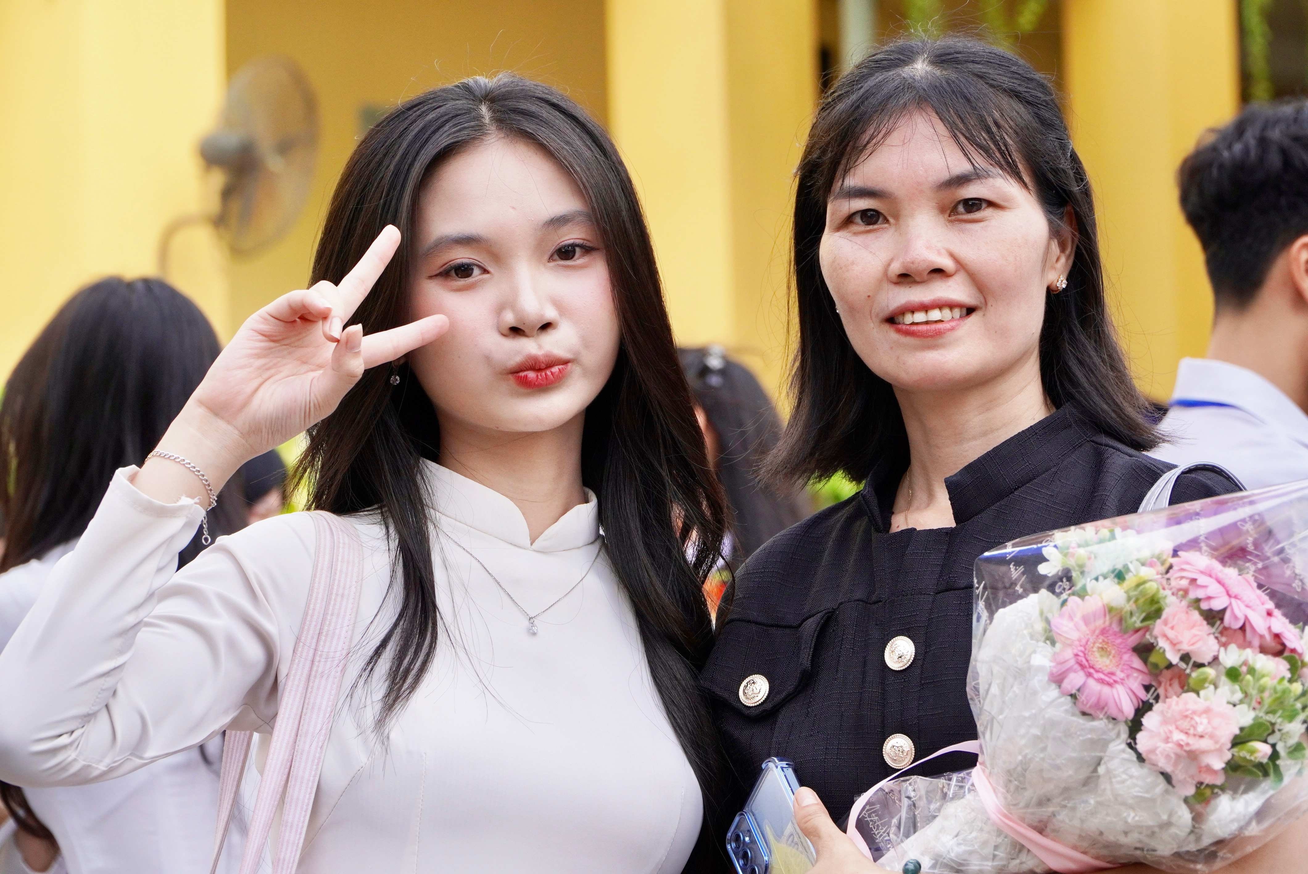 Hơn 1,1 triệu thí sinh khởi động kỳ thi tốt nghiệp lịch sử với dấu mốc lớn - 4