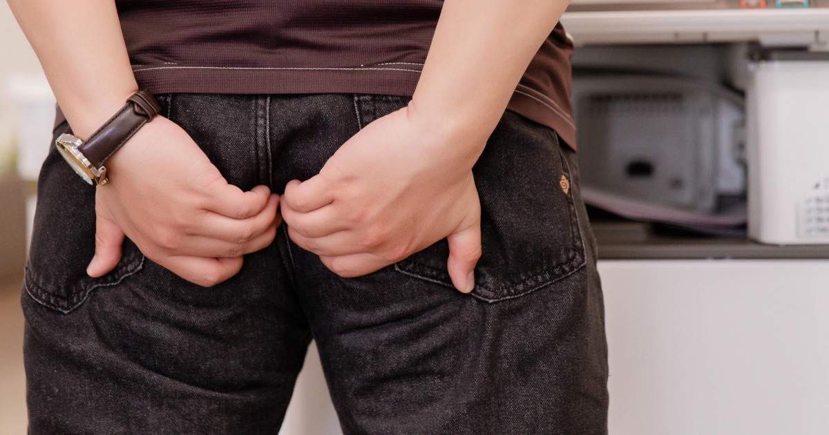 Lạm dụng đồ cay nóng có thể khiến bệnh trĩ trầm trọng thêm