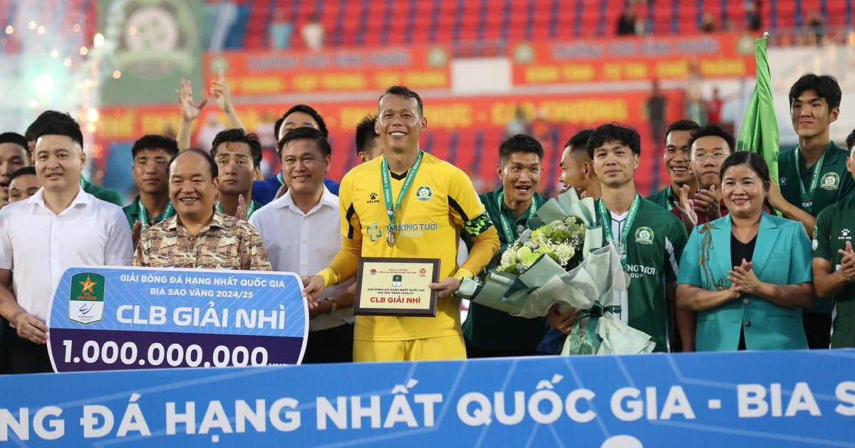 អ្នកចាំទី Bui Tan Truong 'ចាប់ផ្តើម' អ្វីពិសេសមុនការប្រកួត Play-off ជាប្រវត្តិសាស្ត្រ៖ ស្រែកខ្លាំងៗ!