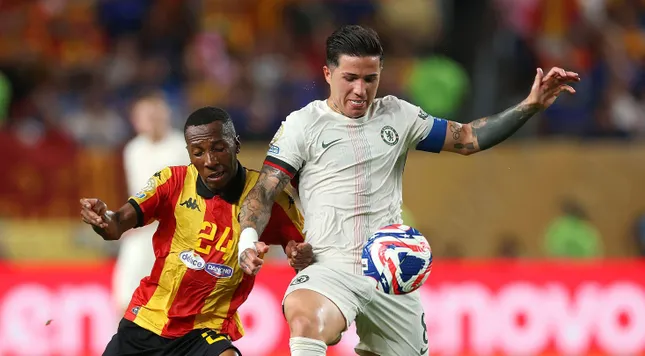 Chelsea thắng đậm nhưng vẫn mất ngôi đầu phút cuối ảnh 2