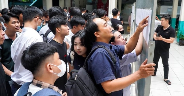 Thi tốt nghiệp THPT 2025: Khát vọng của những thí sinh lớn tuổi