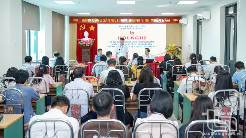 ក្រុមប្រឹក្សាវិចារណកថា កាសែតថៃ ង្វៀន ជាប្រធានសន្និសីទ។