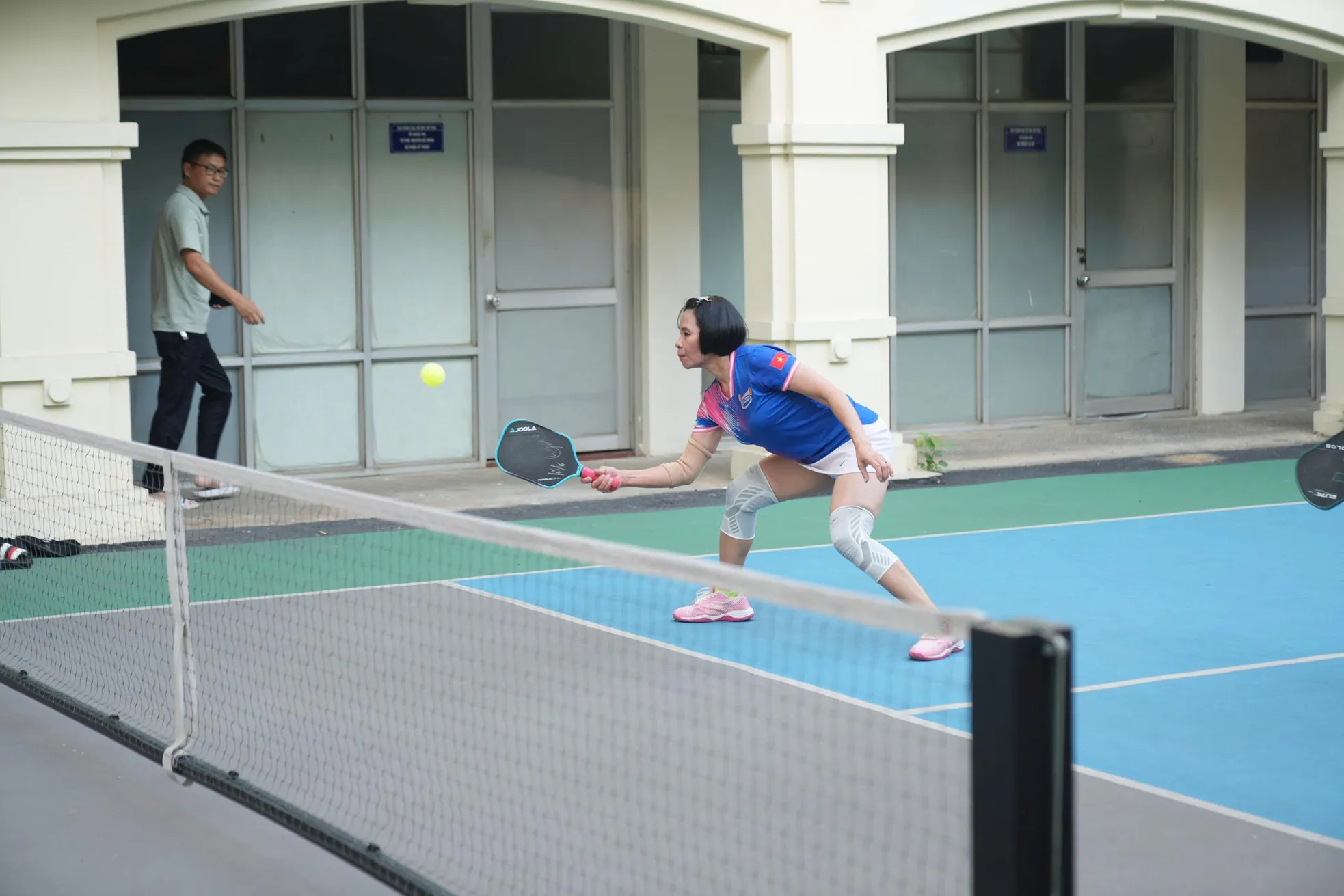 การแข่งขัน Pickleball ของเวียดนาม - Hyundai Thanh Cong Cup 2025 เป็นการแข่งขันระดับแนวหน้าในการพัฒนาการเคลื่อนไหวและความสำเร็จระดับสูง ภาพที่ 4