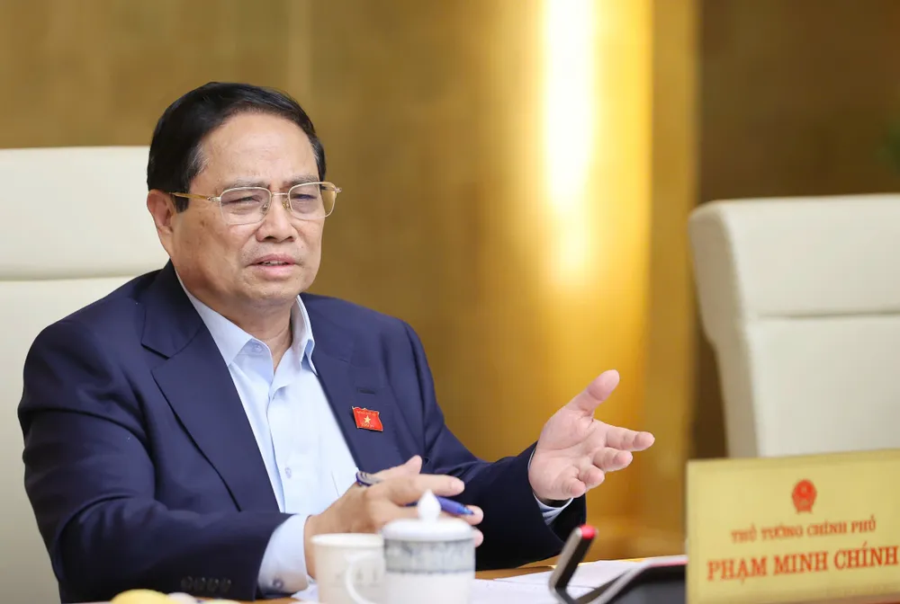 នាយក​រដ្ឋមន្ត្រី​បាន​តែងតាំង​បុគ្គលិក​ឱ្យ​កាន់​តំណែង​ជា​អនុប្រធាន​គណៈកម្មាធិការ​ប្រជាជន​ខេត្ត​ក្រុង​ថ្មី​បន្ទាប់​ពី​ការ​ច្របាច់​បញ្ចូល​គ្នា។