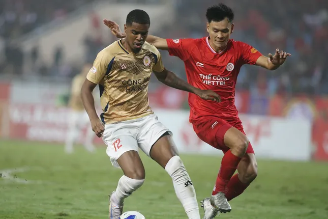 ផ្សាយផ្ទាល់ CAHN vs The Cong Viettel, 0-0 (H1)៖ ការប្រយុទ្ធដ៏អស្ចារ្យចាប់ផ្តើមរូបថតទី៦