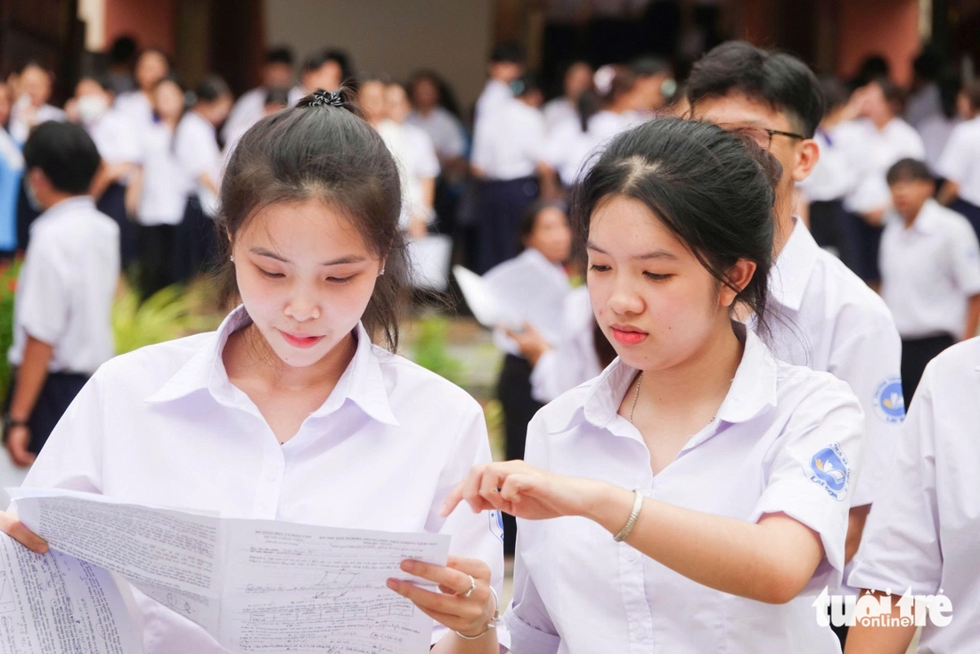 đề thi - Ảnh 7.