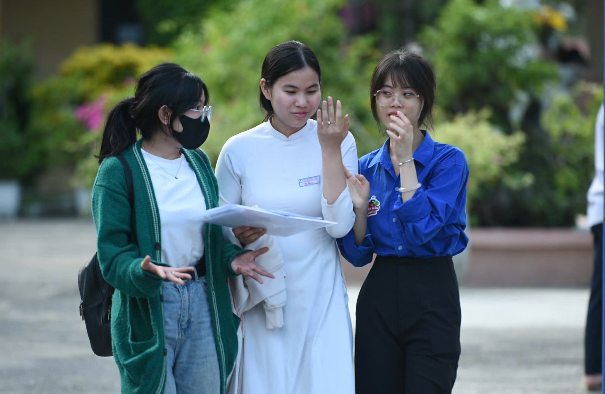 Mang điện thoại vào phòng thi, thí sinh ở Đà Nẵng bị đình chỉ- Ảnh 1.