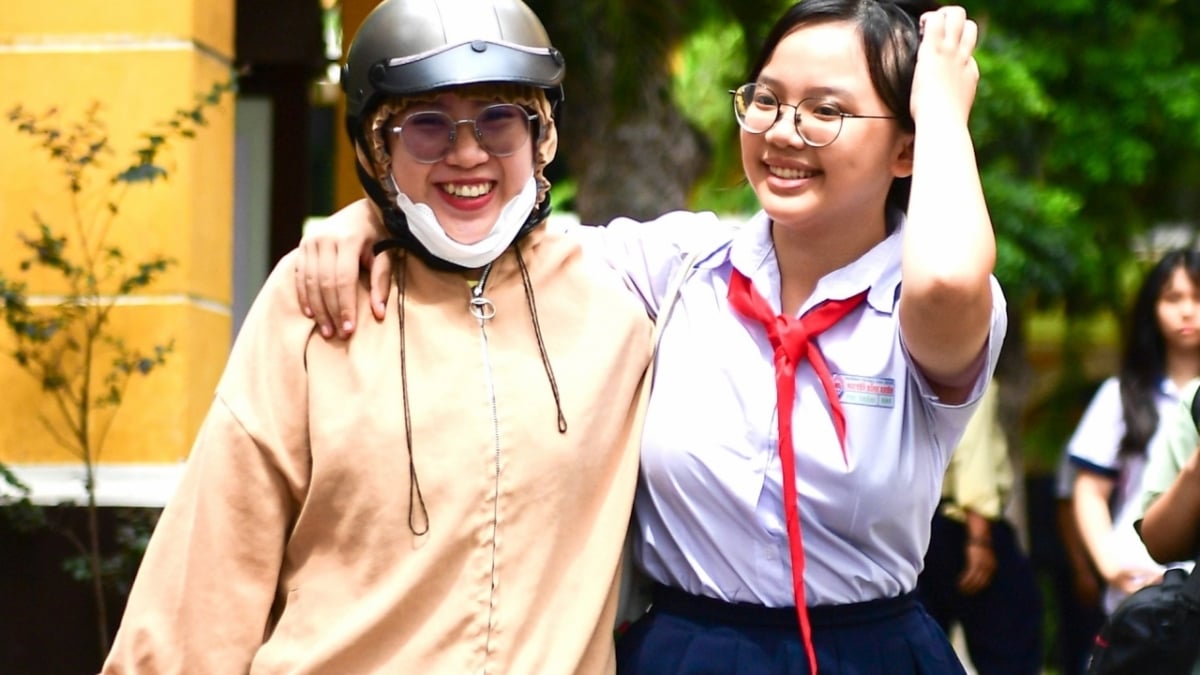 រសៀល​នេះ (២៦ មិថុនា) ទីក្រុង​ហូជីមិញ នឹង​ប្រកាស​លទ្ធផល​ពិន្ទុ​ថ្នាក់​ទី១០។ តើបេក្ខជននឹងធ្វើអ្វីនៅពេលពួកគេដឹងពីពិន្ទុគោល?