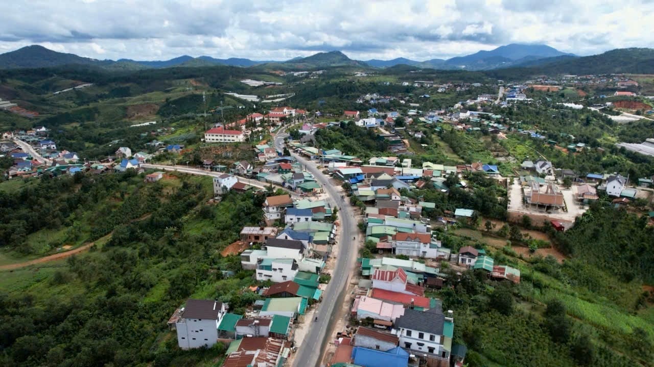 Đạ Nhim hôm nay với diện mạo mới