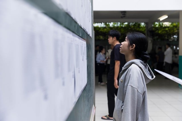 Đề ngữ văn hỏi 'vùng trời quê hương', thí sinh kể về sáp nhập tỉnh thành - Ảnh 3.