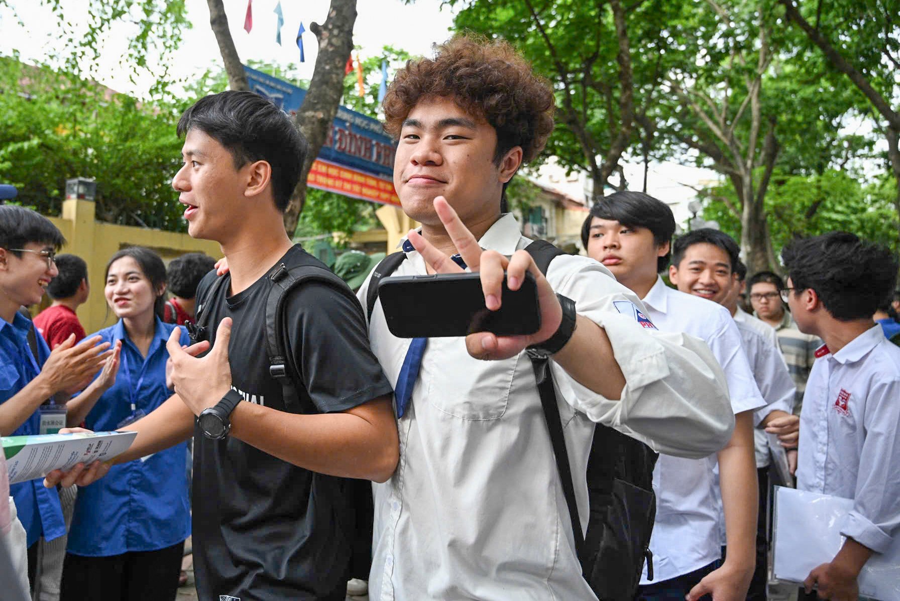 Thí sinh Hà Nội vui buồn lẫn lộn sau kỳ thi tốt nghiệp THPT môn toán - Ảnh 5.