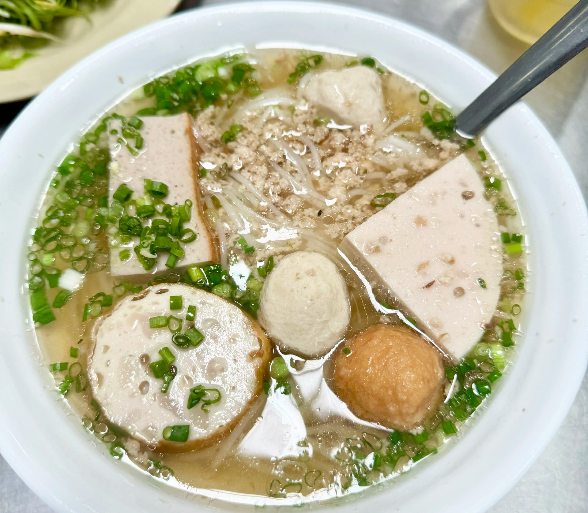Quán quen ở TP.HCM bất ngờ không nhận chuyển khoản, khách… về nhà lấy tiền đến trả - Ảnh 2.