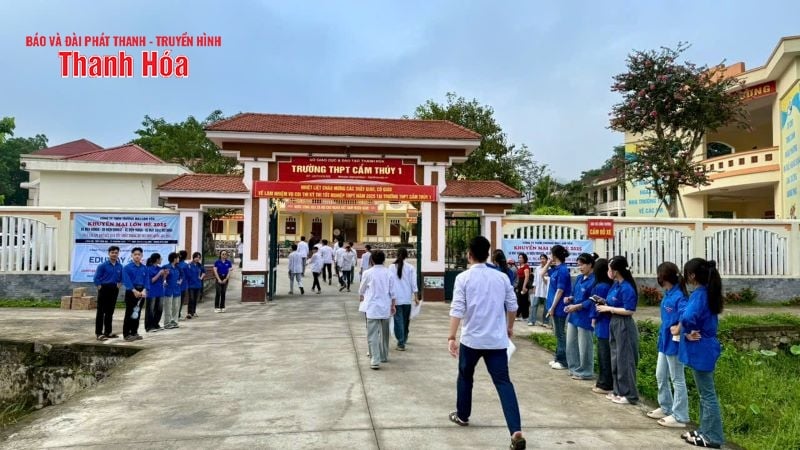 យុវជន​ស្ម័គ្រ​ចិត្ត​ជាង​៦.៥០០​នាក់​ចូល​រួម​រដូវ​ប្រឡង