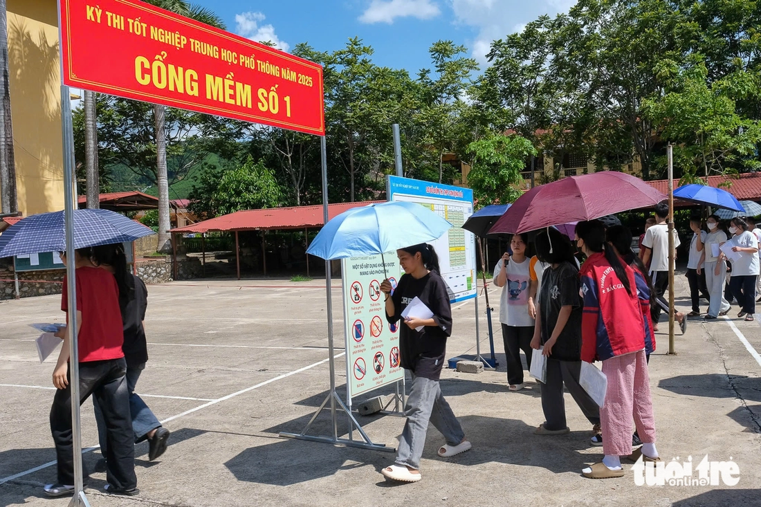 thi tốt nghiệp - Ảnh 16.