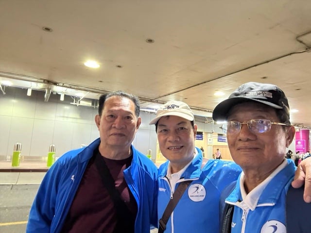 Cao Cường và Võ Thành Sơn hội ngộ cảm xúc tại Mỹ, cựu danh thủ khởi đầu ấn tượng- Ảnh 4.