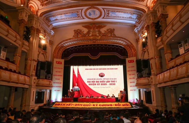 Đại hội đại biểu Đảng bộ Bộ Văn hóa, Thể thao và Du lịch lần thứ I, nhiệm kỳ 2025 - 2030 thành công rất tốt đẹp - Ảnh 3.
