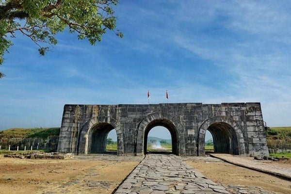Thanh Hóa: Hoàn thành triển khai, thực hiện các biện pháp quản lý, bảo vệ các di tích, hiện vật, di vật, cổ vật  - Ảnh 1.