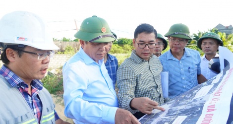 Quảng Bình: Dự án Đường ven biển và cầu Nhật Lệ 3 vẫn còn vướng mặt bằng