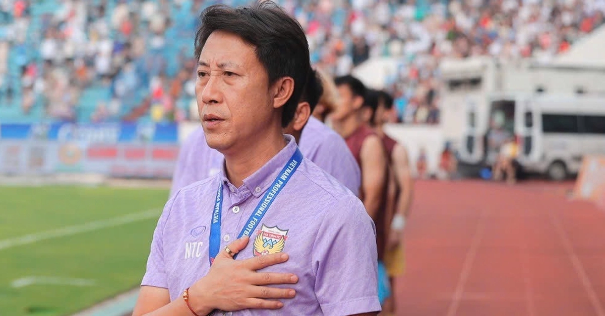 Ha Tinh Club lets coach Nguyen Thanh Cong rest